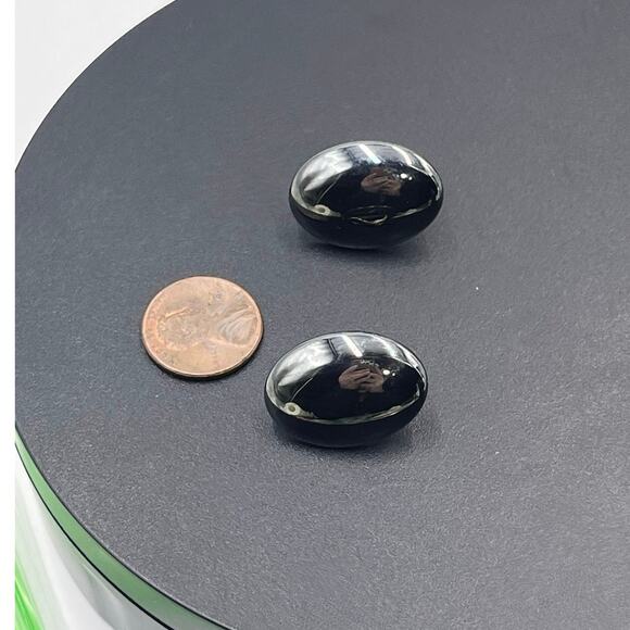 Margo Morrison Shiny Black Smooth Cabochon Hematite Sterling Silver Clip Earring - Picture 8 of 8